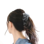 "在庫限り"〜ふわもこ〜⌘シンプルファーバナナクリップ⌘チャコールグレー