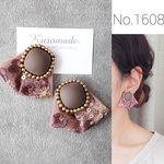 1608.ビーズ刺繍　インド刺繍リボン　ピアス　イヤリング