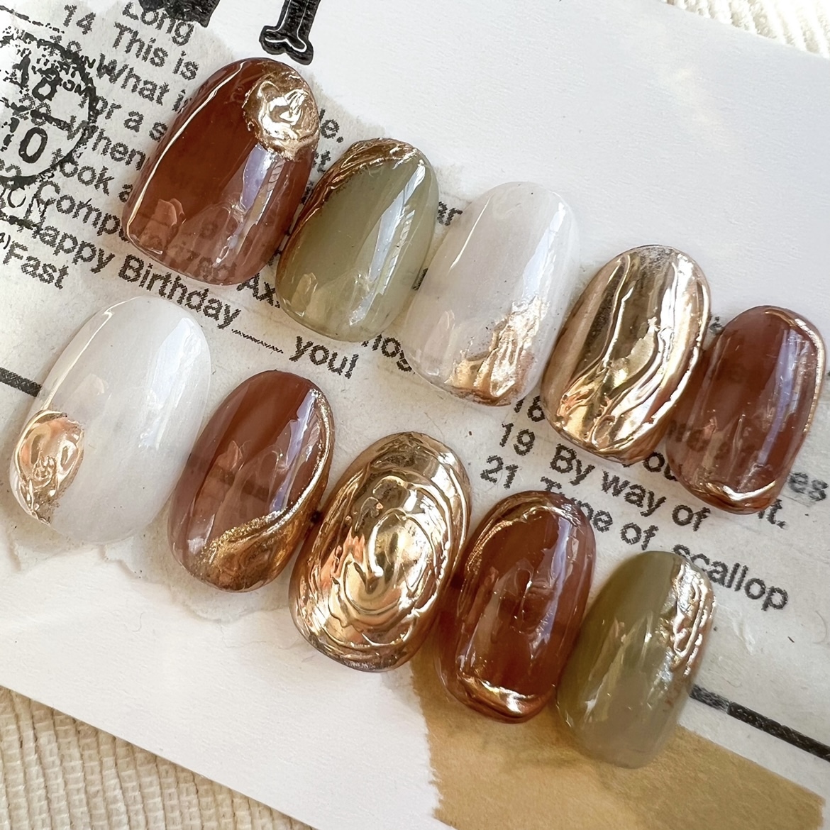 85・ニュアンスネイル 淡色 くすみカラー 韓国ネイル うねうね