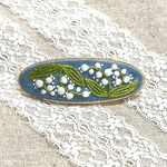 手刺繍のバレッタ「白いすずらん」
