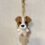 編みぐるみ犬キーホルダー：ジャックラッセルテリア(スムース)