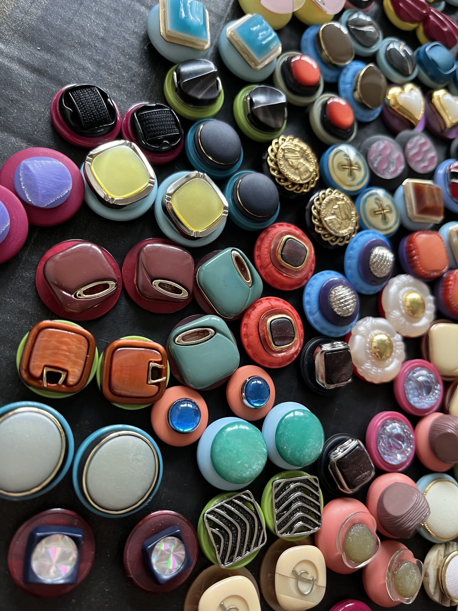 ボタンカボションハンドメイド・レトロボタンカボションネ ヴィンテージオリジナルカボション ボタンセット ボタンまとめ売り 1０