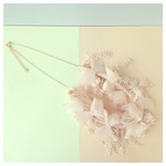 Flower lace BE necklace  (NO578）