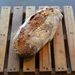 イチジクの赤ワイン煮とクルミのバトン