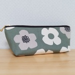 ペンケース(北欧モダンフラワー　グリーン)