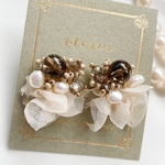 【揺れないシリーズ】stone×frill ribbon ピアス　天然石　スモーキークォーツ　フリル　リボン　フープ　花びら　ゴールド　花　フラワー　秋　冬　小ぶり　揺れない　