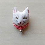 和布ブローチ 悪い笑いの猫😼 ④シロ