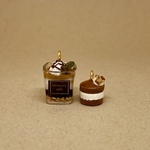 コーヒーカフェラテとチョコレートケーキのミニチュアピアス【スワロフスキー使用】