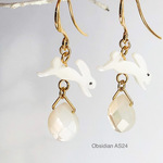 うさぎ⭐︎天然石　ピアス　白うさぎ　桃うさぎ