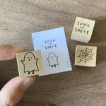 【仮装おばけ】ハロウィンはんこ　2cm角　ラバースタンプ