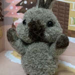 🐇🌼手乗りポンポンうさぎさん🌼🐇💕（サイアミーズ）
