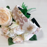 インド刺繍リボン　カチューシャ　金糸　大輪花　ピンク