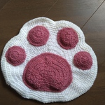 手編みざぶとん　肉球白