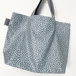 【新作ラミネート  バック】LIBERTY   雨の日も安心バック　レッスンバック ママバックにも⑅◡̈*