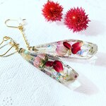 ミニミニバラとバラの花びらのクリスタルピアス　No.１８１