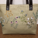 フラワー　手刺繍　トートバッグ