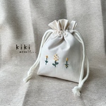 再販3*  小さな刺繍の巾着袋❀（イエロー）