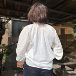 ふんわりギャザーのブラウスM