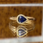 ブルーサファイア クラシカルなブルーの雫 　0.88ct シルバーSV925リング