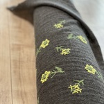 刺繍布＜おぼろ月夜＞ウールガーゼ　ビターチョコレート30センチ