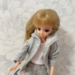 No.6212ジェニーちゃんグレーのパーカー