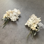 ホワイトゴールドの紫陽花とチュールのアクセサリー　イヤリング　ピアス　プリザーブドフラワー　ドライフラワー　ウェディング　ブライダル　結婚式　成人式　卒業式