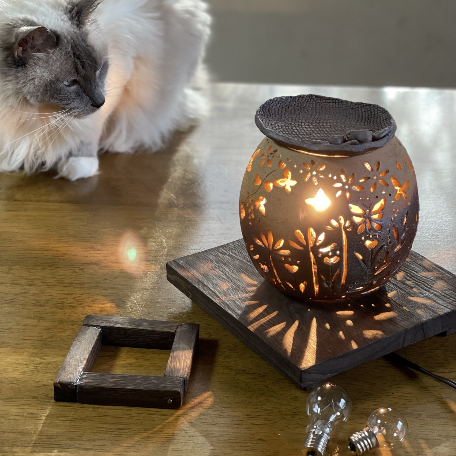灯り&茶香炉用の電球付き木製台 - YAYOIGAMA'S GALLERY | minne byGMO