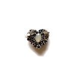 小サイズ　Antique Silver Beads Reunion  ハートのビーズ刺繍ブローチ