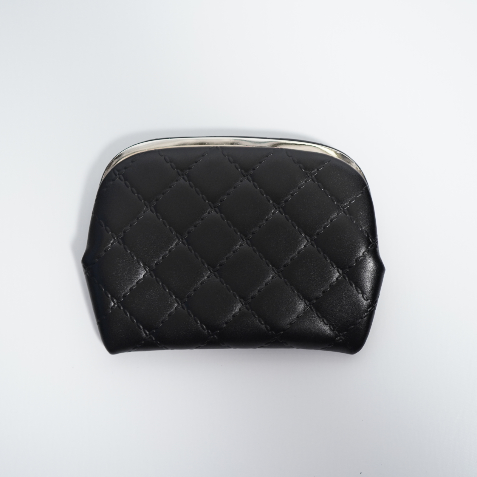 限定革！究極の極薄ウォレット【Metalframe-wallet】限定Quilting 