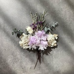淡い紫とホワイトゴールドの紫陽花とユーカリのヘッドドレス　髪飾り　プリザーブドフラワー　ドライフラワー　結婚式　成人式　成人式　ヘッドパーツ　ヘアアクセサリー　二次会　パーティー