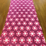 高島縮 20/20 十二ツ畳雪花絞り※計り売り（巾：約105～108（cm）長さ：約100(cm)）／百日紅