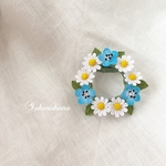 リースブローチ〜ネモフィラとカモミール〜
