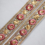 インド刺繍リボンᢂ インド刺繍/インドリボン/刺繍リボン/刺繍/リボン/シルクリボン/シルク/トリム/ブレード/ジャガード/ジャガードリボン/チロリアンテープ/レース/チュール/インド/チュールレース