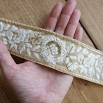 50㎝カット済み【インド刺繍リボン】チュール刺繍リボン   【ベージュ】