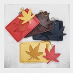 秋季限定！4色から選べ、紅葉と金具の色も変更可能！牛ヌメ革の紅葉のパスケース　定期入れ　
