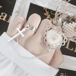 † 十字架とハートのチェーンリング †   ホワイト