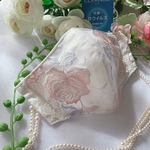 クレンゼ刺繍マスク✳️ ダブル抗菌マスク 抗ウイルス　抗菌　クレンゼ3層マスク　SWAROVSKI  パール　オプションより　マスク秋の装って  ホワイト生地がお肌に透明感を演出