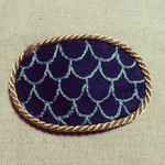 刺繍のヘアアクセサリー(紺・ウロコ)