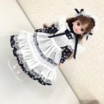 【送料無料】リカちゃんお洋服、モノトーン花柄のエプロンワンピース4点セット（040）