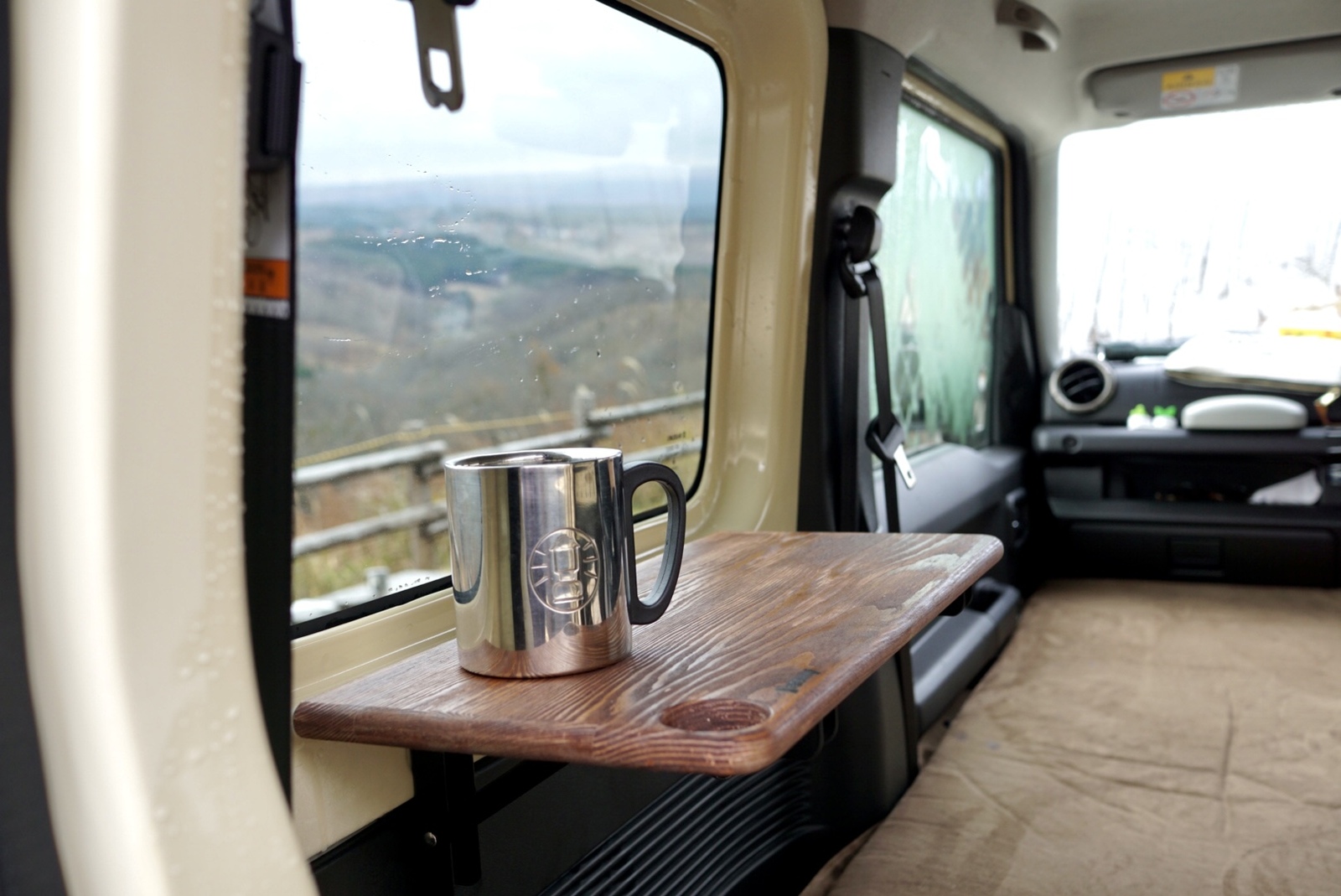 新型ジムニー 折り畳み式サイドテーブル JIMNY刻印(W) 新型ジムニー 車種専用 折り畳み式サイドテーブル JIMNY刻印(W