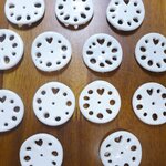 NEW!穴がハートのレンコン（れんこん・蓮根）の箸置き♡