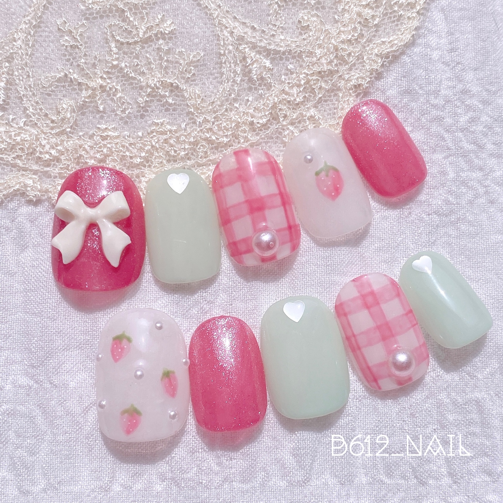 ♡ピンクと赤のキルティングネイル♡ ネイルチップハンドメイド
