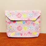 【中サイズ】ちょうちょ&お花&キャンディ柄☆ 横入れお弁当袋