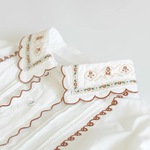 秋の無地トップス、刺繍トップス、コットンリネントップス、コットンリネンシャツ、綿麻シャツ、刺繍シャツ、無地シャツ