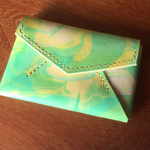 牛革のカードケース（手染めダブルマーブル模様）