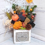 ハロウィンアレンジメント(クモの巣付き) 誕生日祝い 新築祝い 結婚祝い 秋アレンジメント