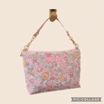 ビニコのちいさなOTOMOバッグ　リバティ　ベッツィ　ダウンシャーヒル　（中布・1+2分割ポケット・内側Dカン・マチ付き）