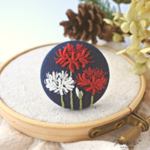 専用　秋の夕暮れ　手刺繍　彼岸花　曼珠沙華　ブローチorヘアゴム