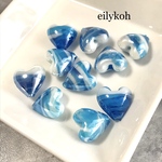 【セール❤️650円→550円】 6個/ライトブルーマーブル　ハートのランプワークビーズ　ガラスビーズ GL2LBM