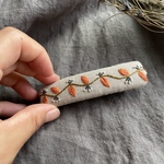 花刺繍のバレッタ 